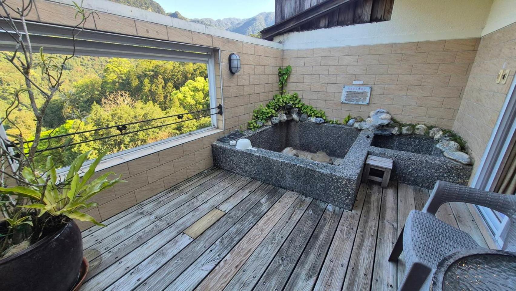 Mi Jing Garden Spring Resort Wulai Eksteriør billede